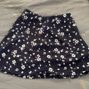 Hollister floral skirt navy blue